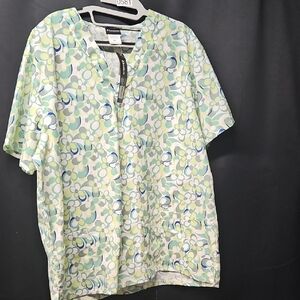 Women's Floral Print Scrub Top